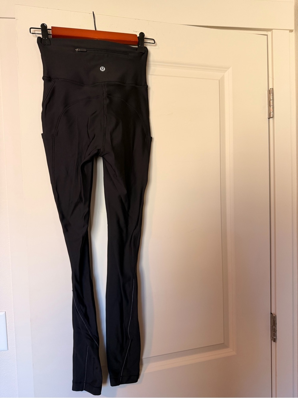 Lululemon Fleece-Lined Leggings – Black – Size 2